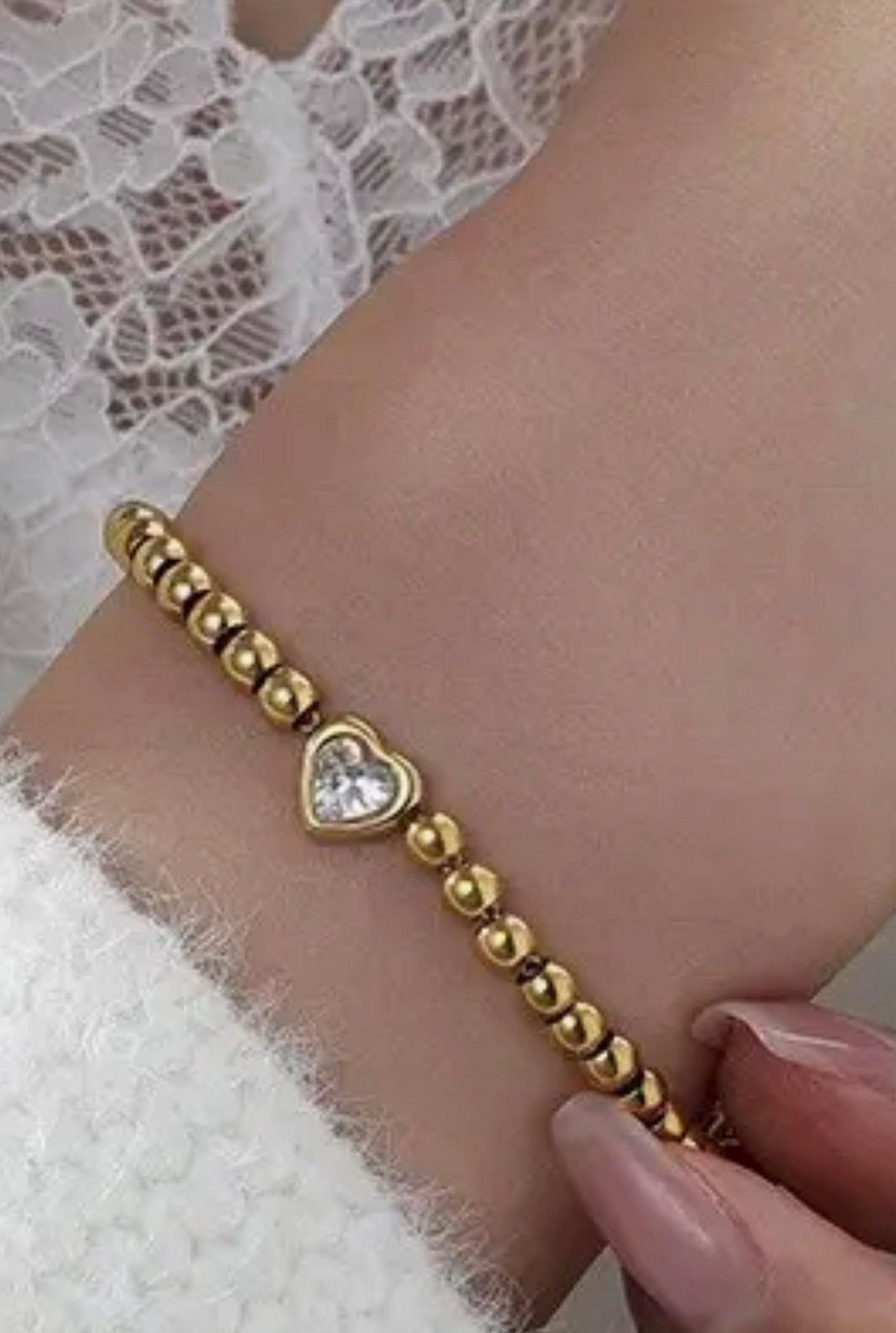golden heart bracelet
