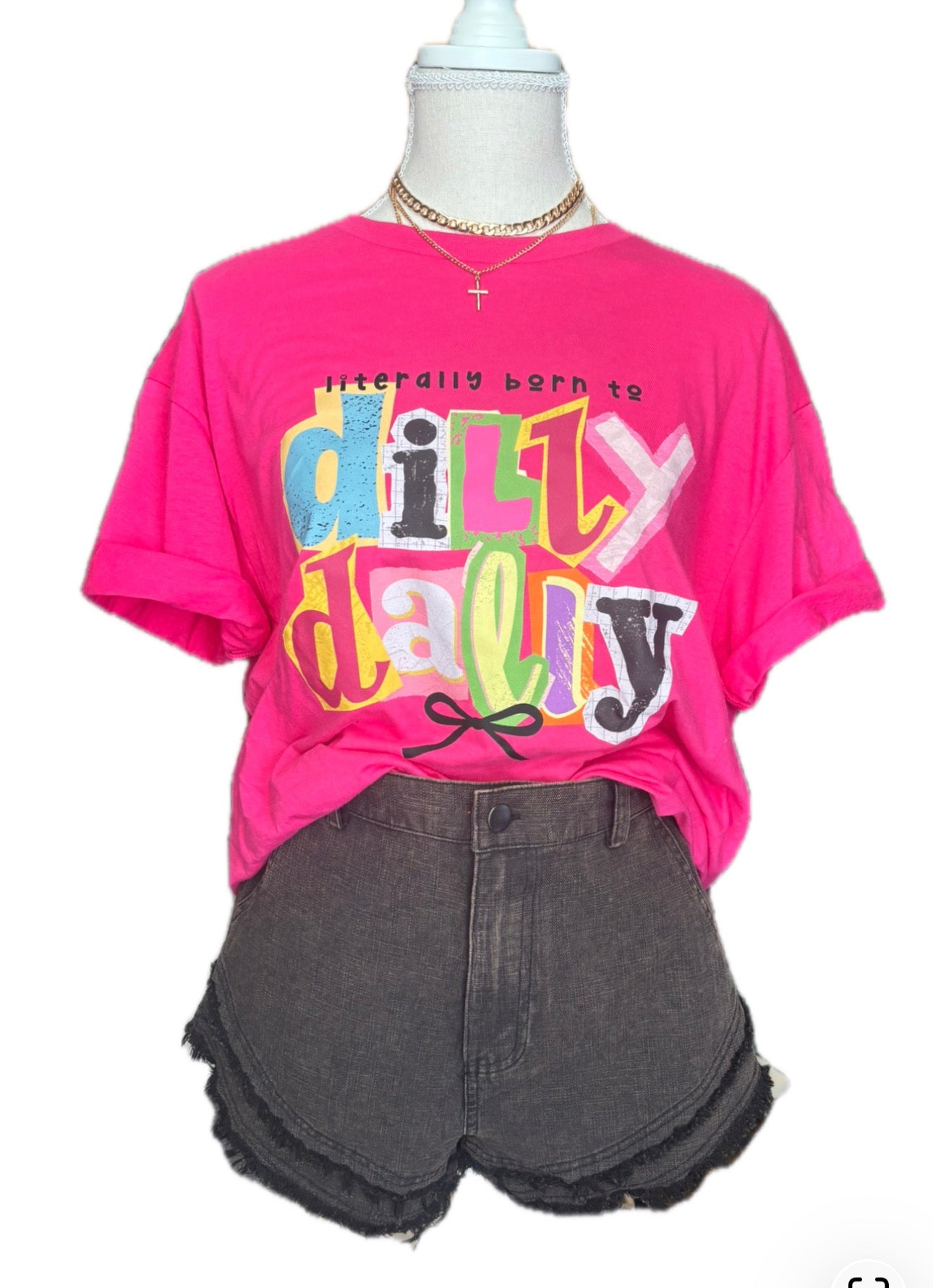 dilly dally tee